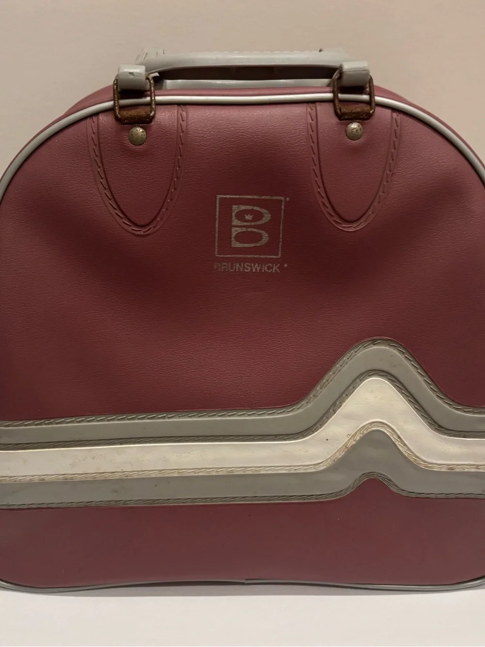Vintage Brunswick Travel/Bowling Bag with Cream Trim rockabilly purse
